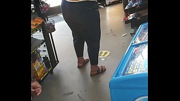 Yellowbone MILF I Wanted to Pull her SweatPants off in the middle of Dollar General