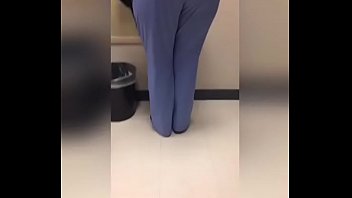 Enfermera empinada calzon con culo grande