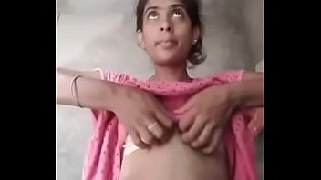 Desi village girl sho w her small boobs